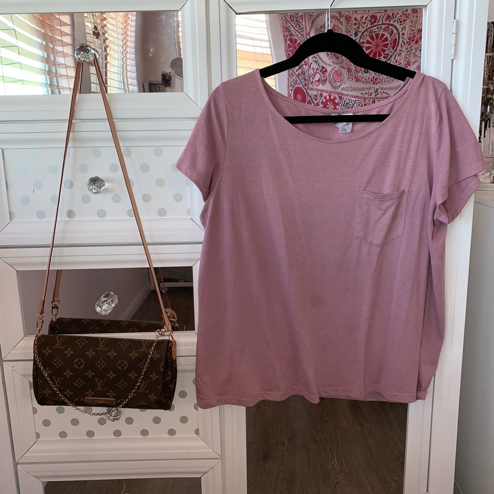 H&M MAUVE POCKET TEE (DIVIDED)